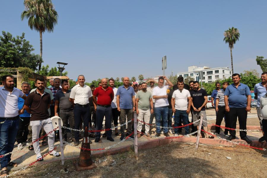 Mersin Limanı işçilerinin eylemi 201'inci gününde: 'Kazanana kadar burada olacağız'