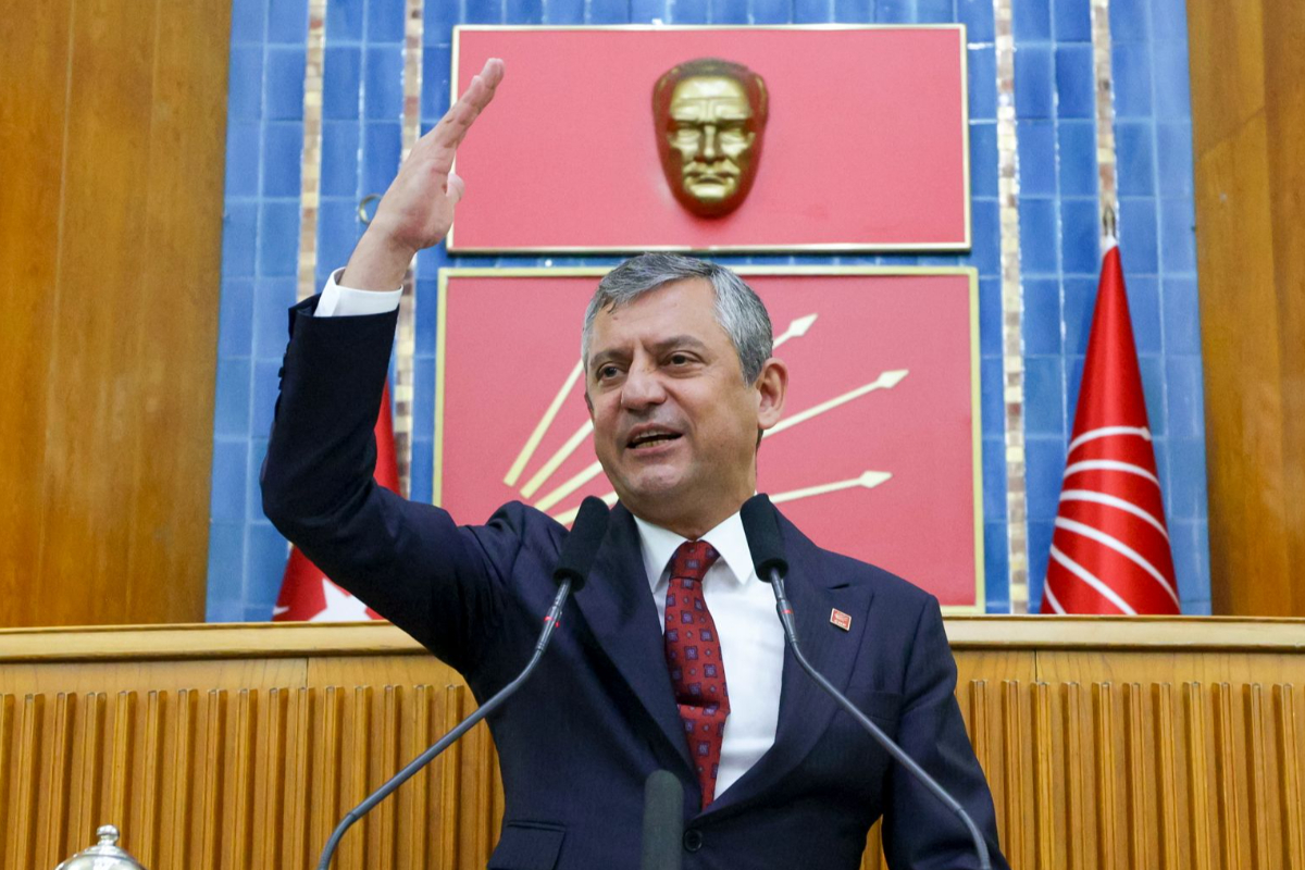 Özgür Özel, CHP grubunda konuşuyor