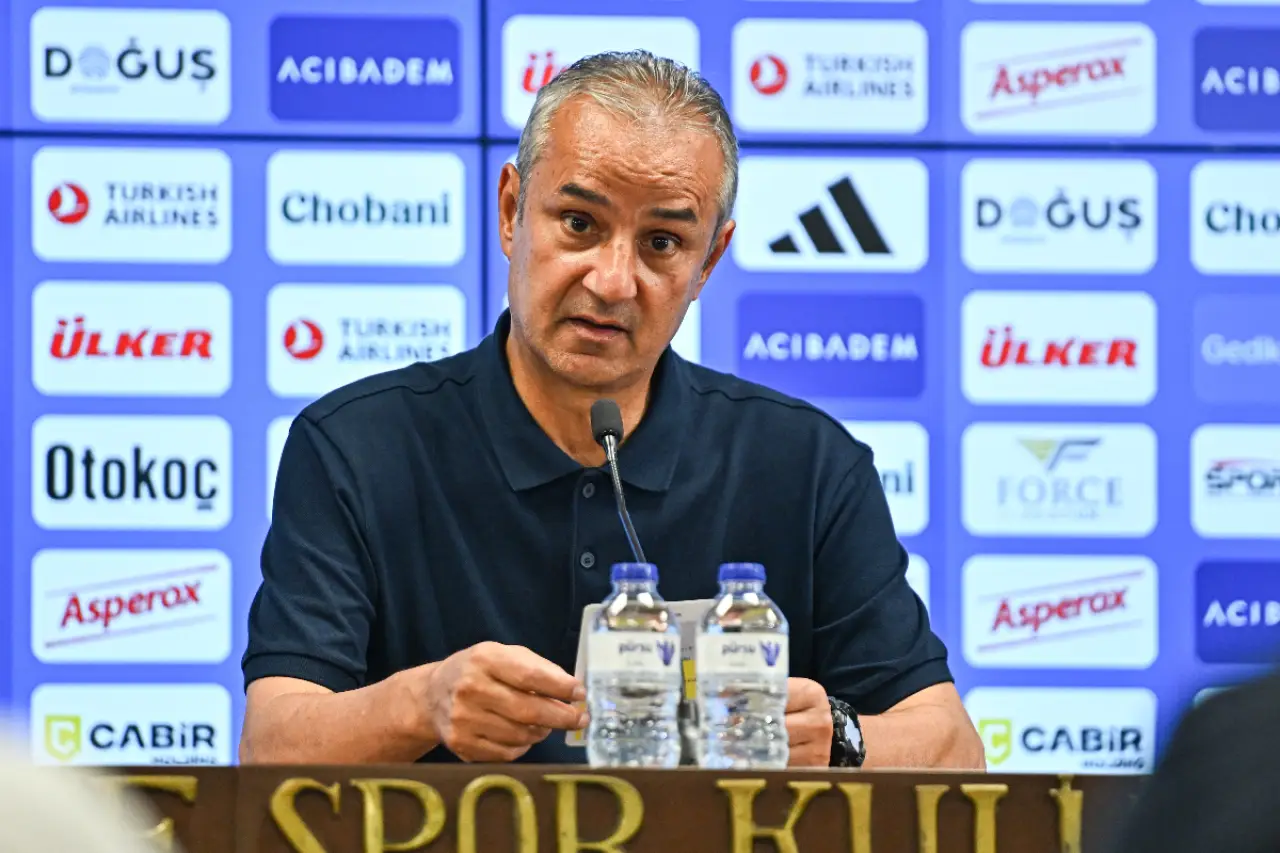Fenerbahçe Teknik Direktörü İsmail Kartal'dan Ake ve Asensio açıklaması