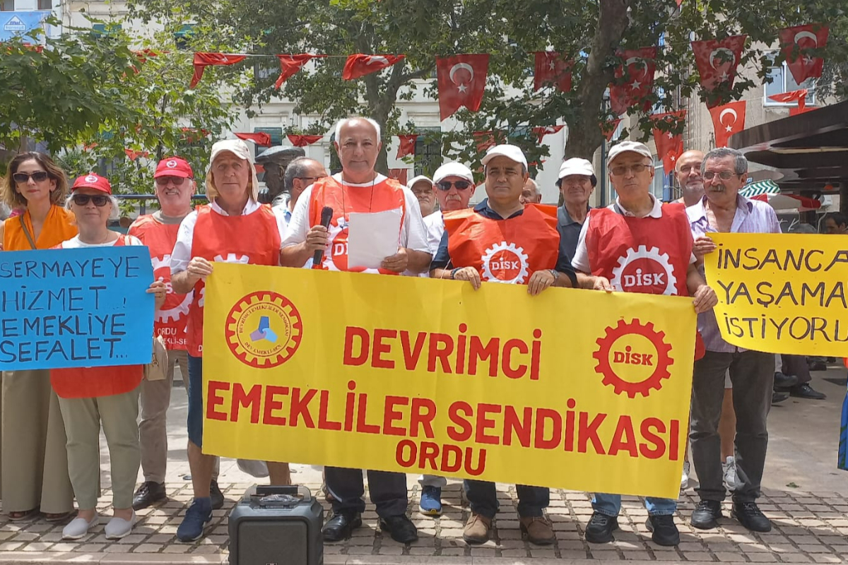 Dev Emekli-Sen Ordu Şubesi'nden ek zam çağrısı: 'En düşük emekli aylığı asgari ücret seviyesine yükseltilsin'