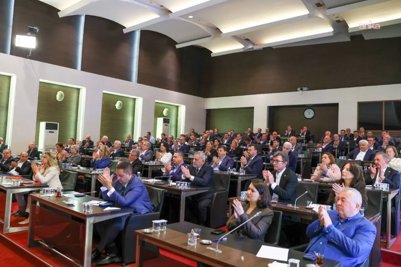 Yeni partinin kurucular kurulu için 90'ın üstünde CHP'li milletvekili imza verdi