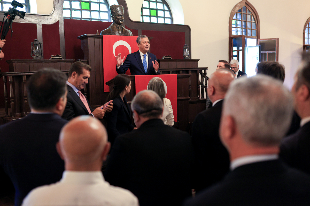 YENİ Parti yönetimi belli oldu: PM ve YDK üyeleri açıklandı