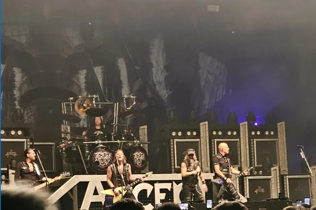 Accept, 50'nci yılında İstanbul konserinde hayranlarıyla buluştu