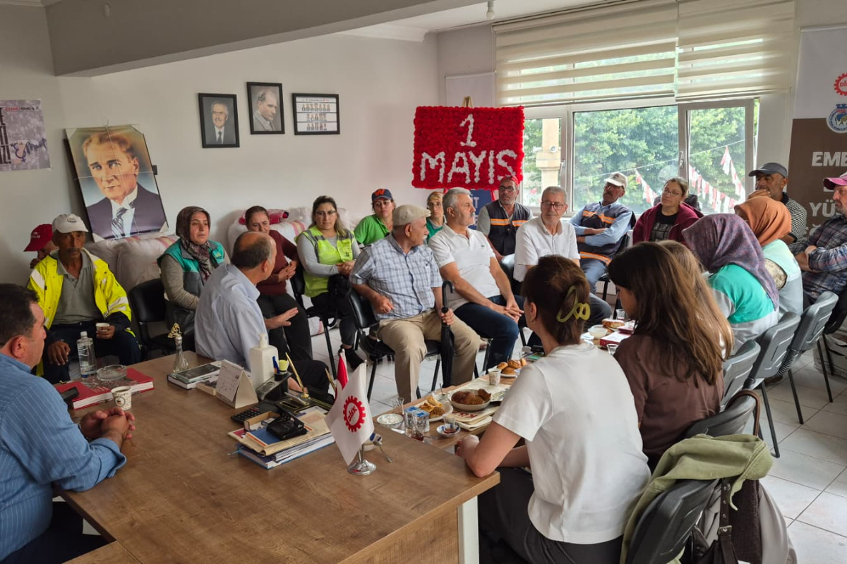 Levent Tüzel Kırşehir'de kurumlarla görüştü: 'Yerel güçlerin saray düzenine karşı mücadelesi şart'