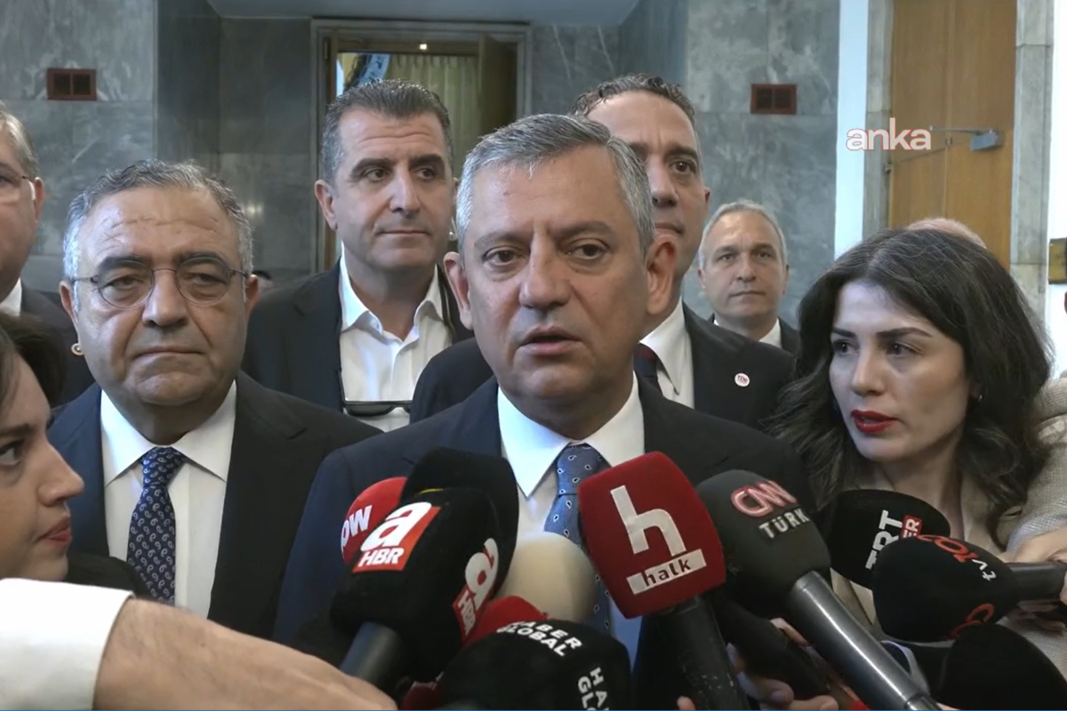 Yeni Parti kapalı grup toplantısı: Özgür Özel: 'Yeni Parti kuruluşunu tamamlamıştır'
