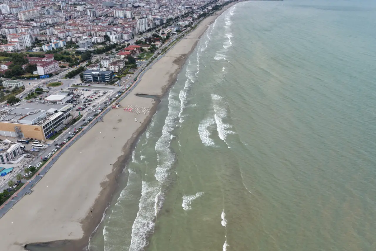 Samsun'da "denize girmeyin" uyarısı