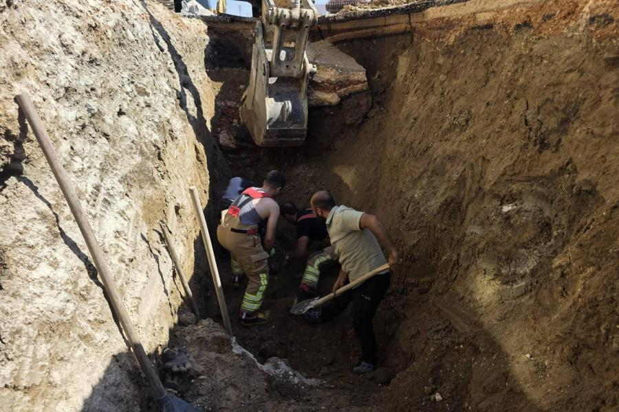 Hatay'da iş cinayeti: Altyapı çalışmasında göçük altında kalan işçi hayatını kaybetti