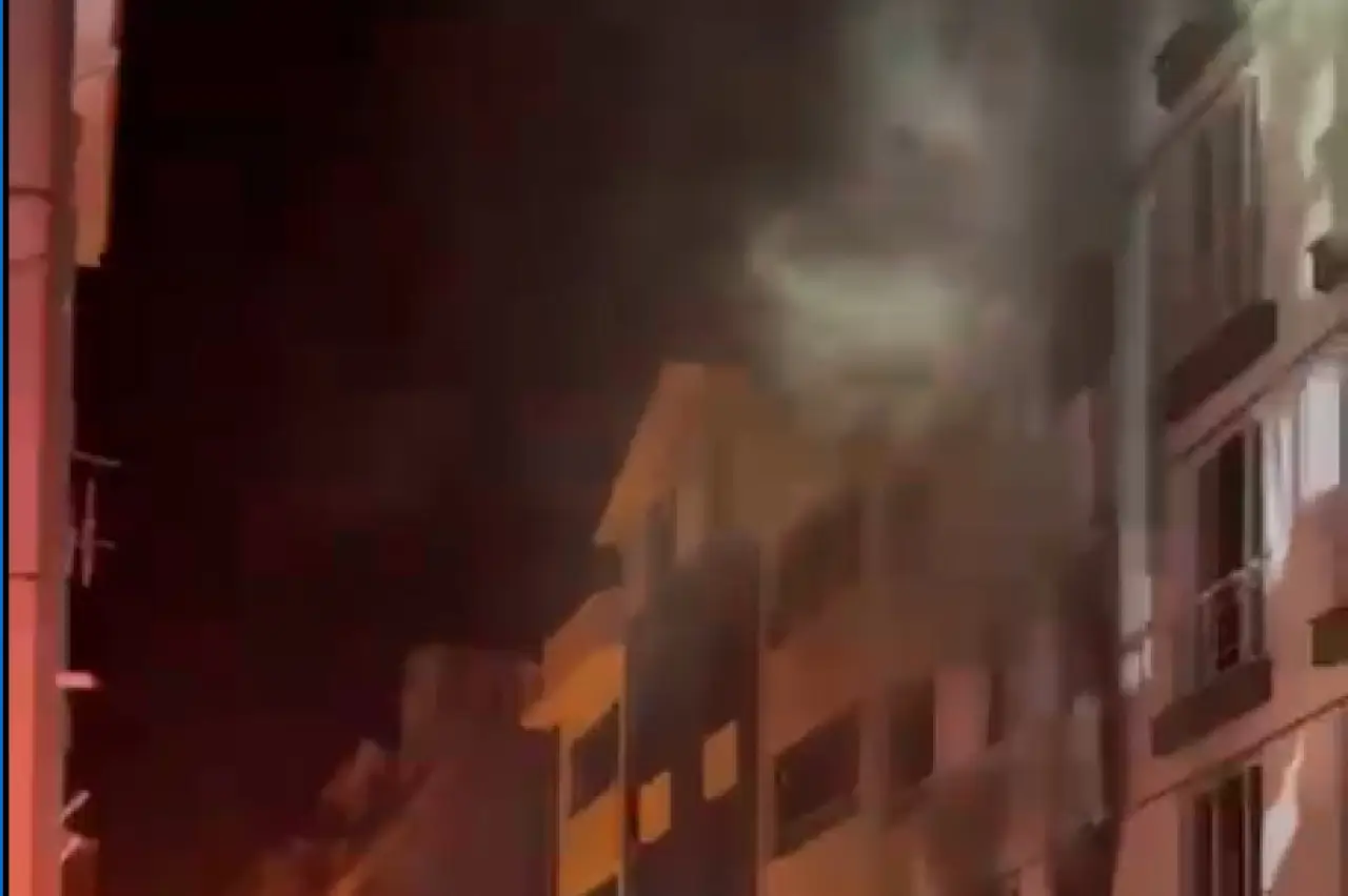 Tokat'ta 5 katlı binada yangın çıktı: 4 kişi dumandan etkilendi