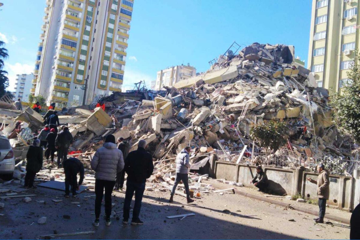 Depremde yıkılan Beluk Apartmanı kararının gerekçesi açıklandı: “Sonucu öngördüler ancak kabullendiklerine dair delil yok”