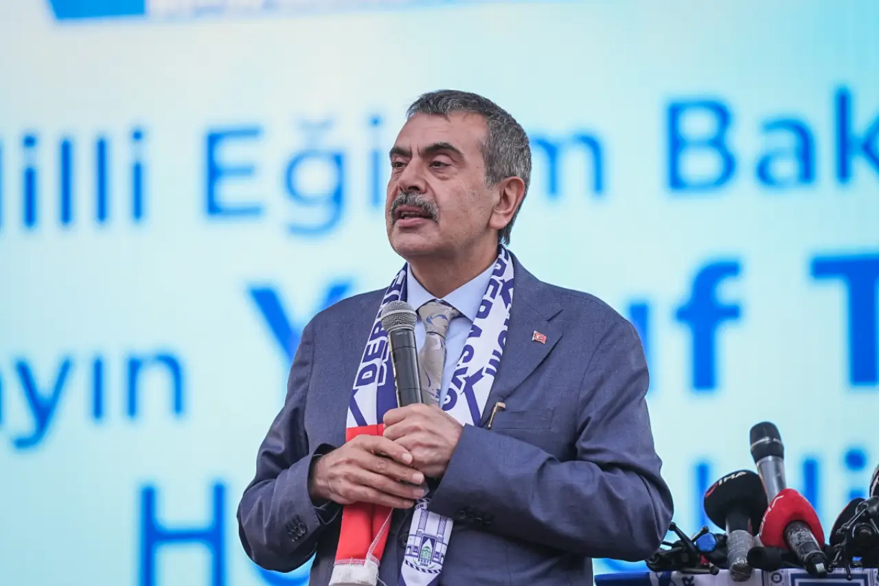 MEB'de öncelik yine aynı: Bütçe dini ve mesleki eğitime ayrıldı