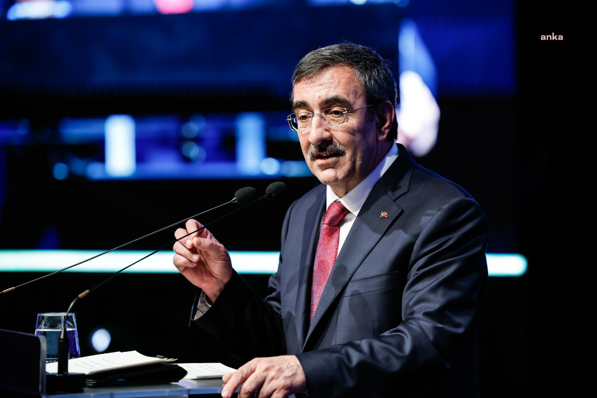 Cevdet Yılmaz enflasyon artışına gerekçe buldu: Fatura ABD-İran savaşına kesildi