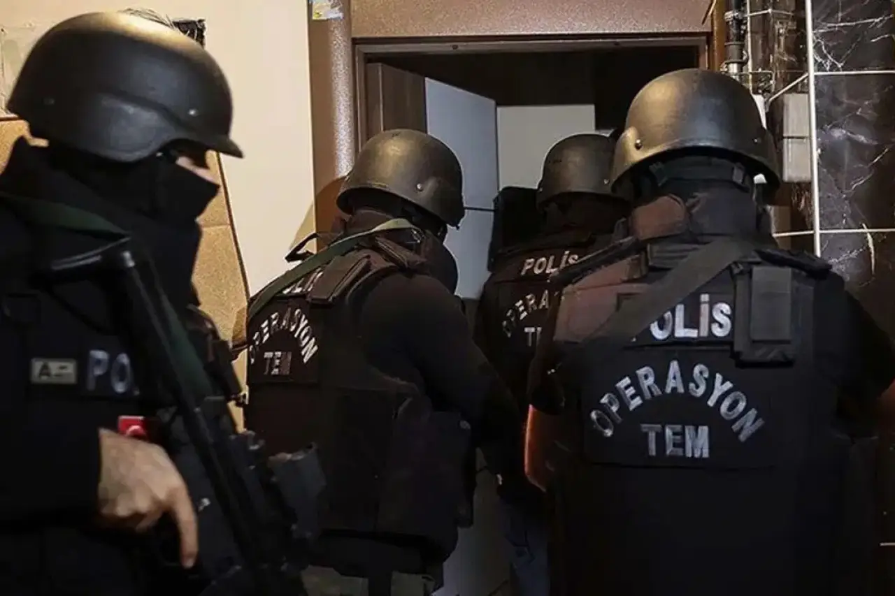 İş insanlarından ‘sokak hakkı’ adı altında haraç isteyen suç örgütüne operasyon