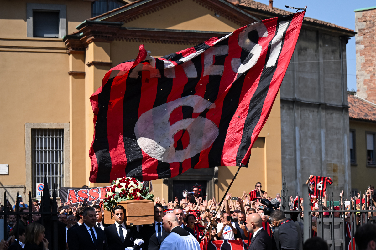 Franco Baresi'nin tabutu