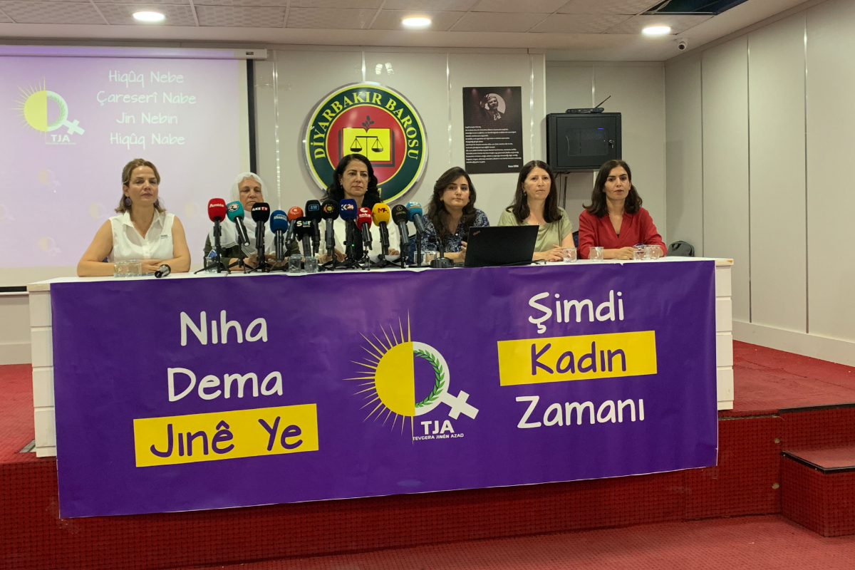 Diyarbakır’dan Meclis’e çağrı: Çerçeve yasa barış ve kadın özgürlüğü temelinde hazırlanmalı