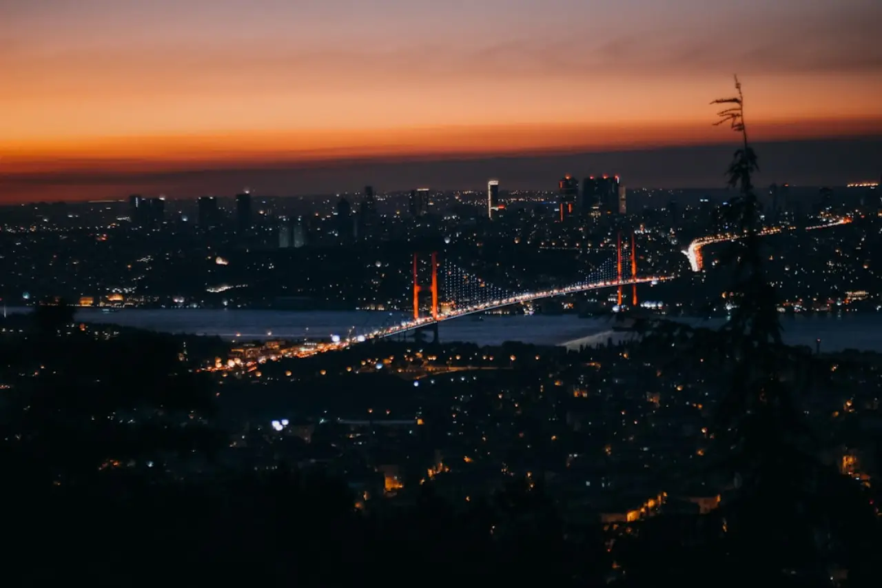 Meteoroloji'den İstanbul'a gece uyarısı