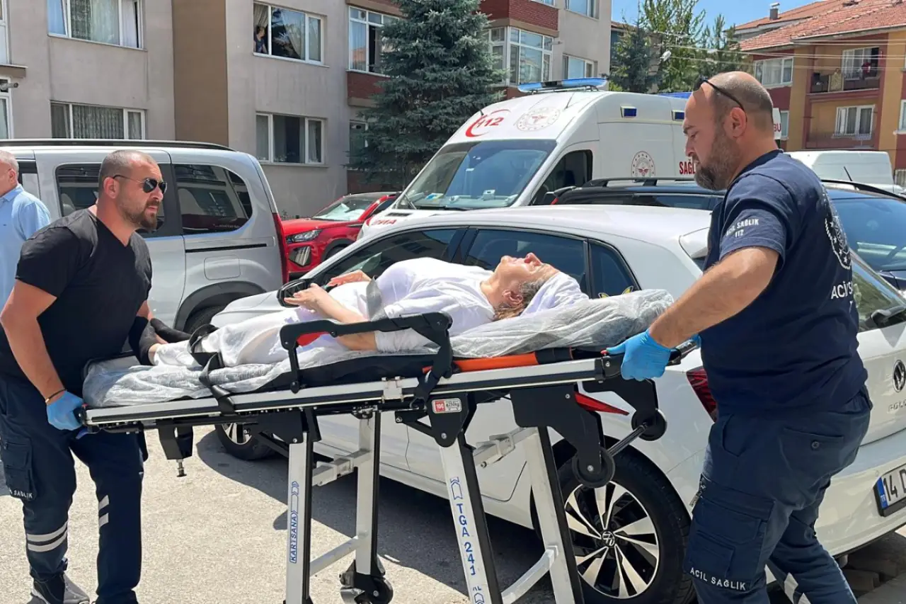 Bolu'da iş kazası: Hamur kesme makinesine kaptırdığı eli koptu