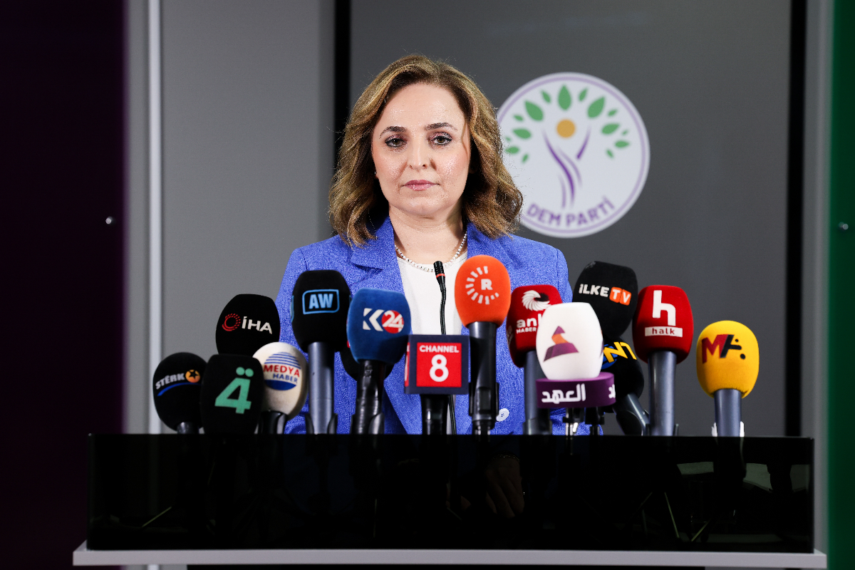 DEM Parti’den 'çerçeve yasa' açıklaması: 'Ortak gelecek için tarihi bir irade ve başlangıç'