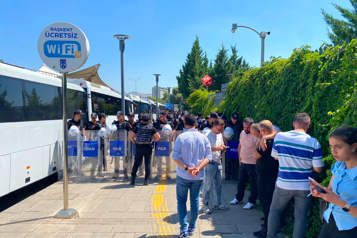 Erdoğan'ın mitingi öncesi gözaltı: Hak isteyen madenciler hala gözaltında