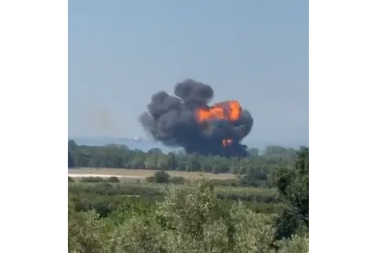 Yalova'da F16 uçağı düştü: Pilot paraşütle atlayarak kurtuldu