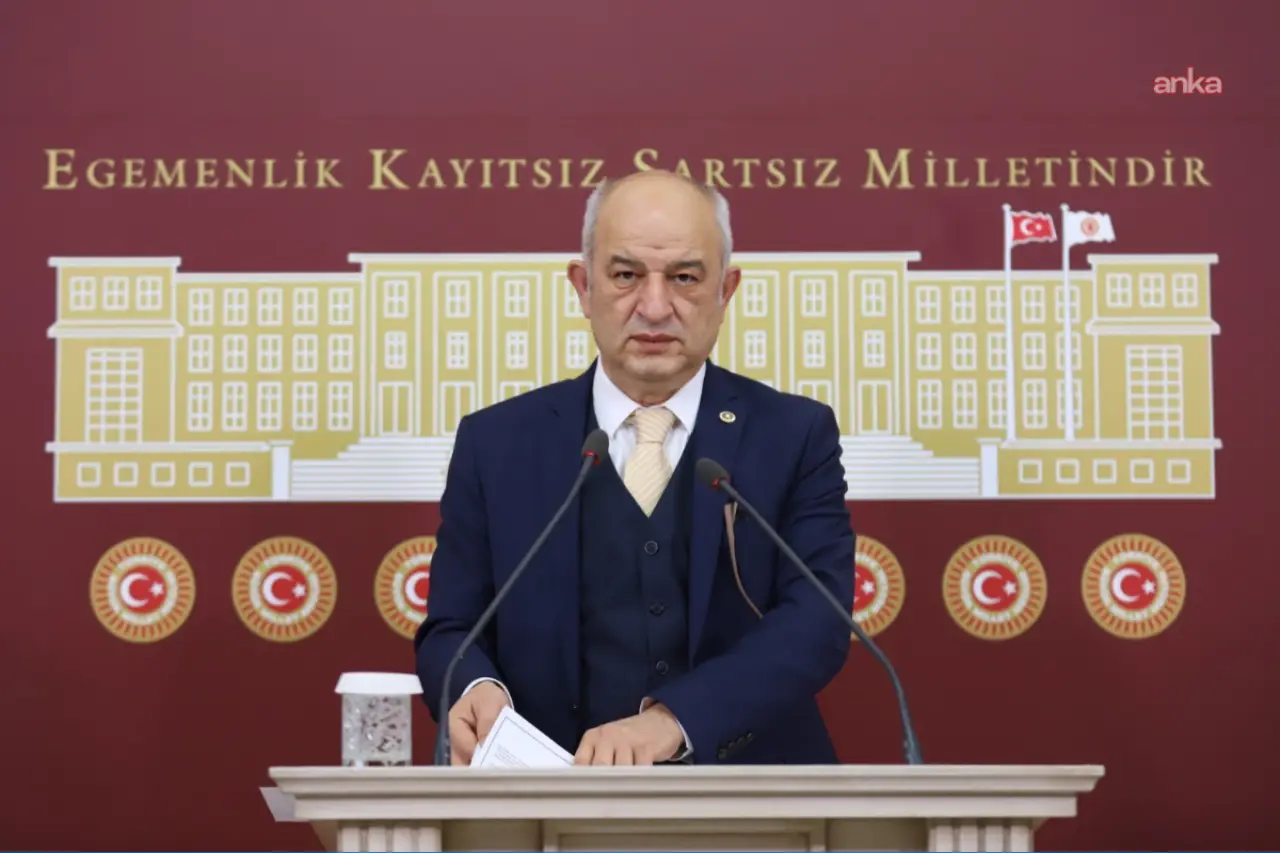 CHP'li Ali Fazıl Kasap, Yeni Yol Partisi'ne katıldı