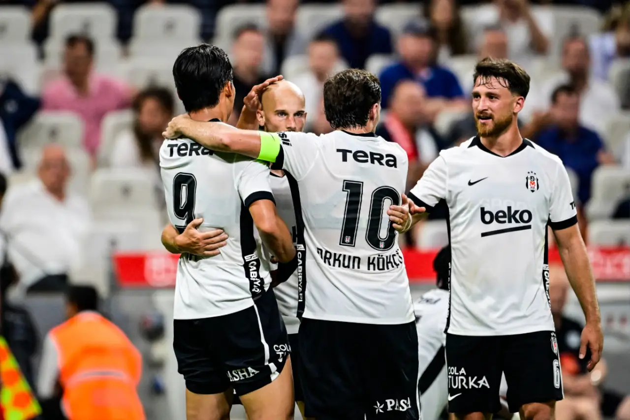 Avrupa Ligi'nde kura çekildi: Beşiktaş'ın 8 rakibi belli oldu