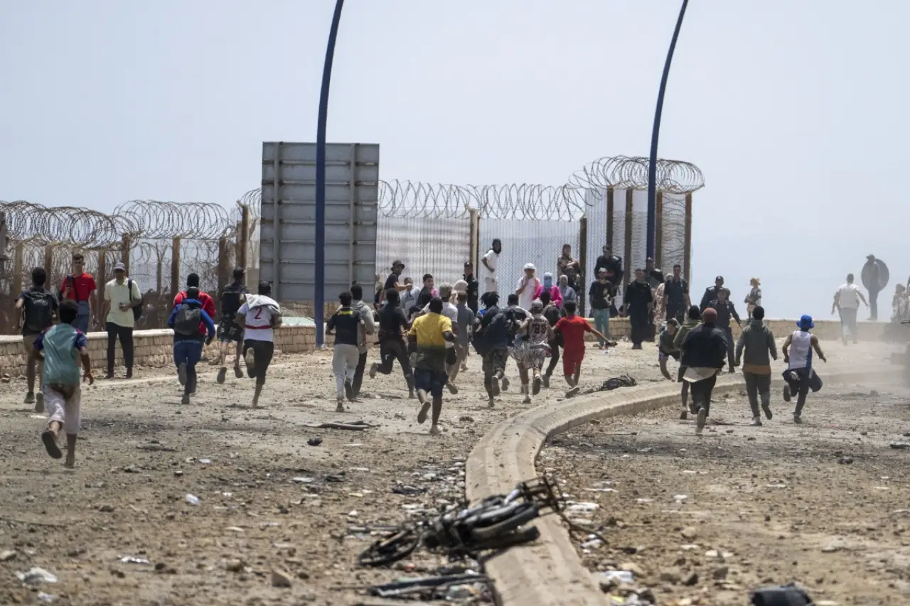 Ceuta'da göçmen çocuklar hastalık ve cinsel şiddet tehlikesinde