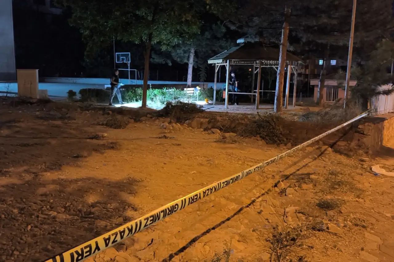 Tokat'ta okul bahçesinde kavga: Tartıştığı arkadaşını bıçaklayarak ağır yaraladı