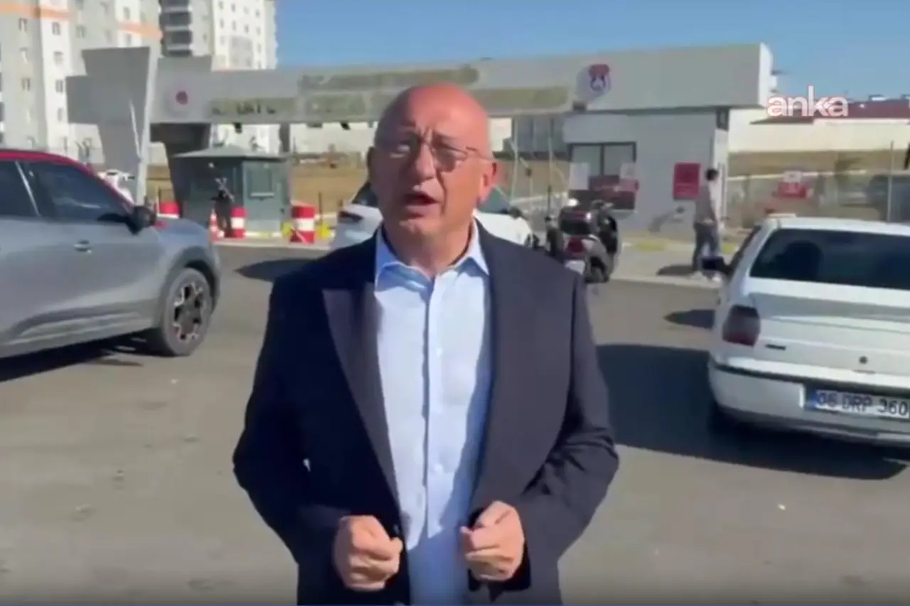 Utku Çakırözer: Peşin cezaya dönüşen tutukluluk halleri son bulmalı