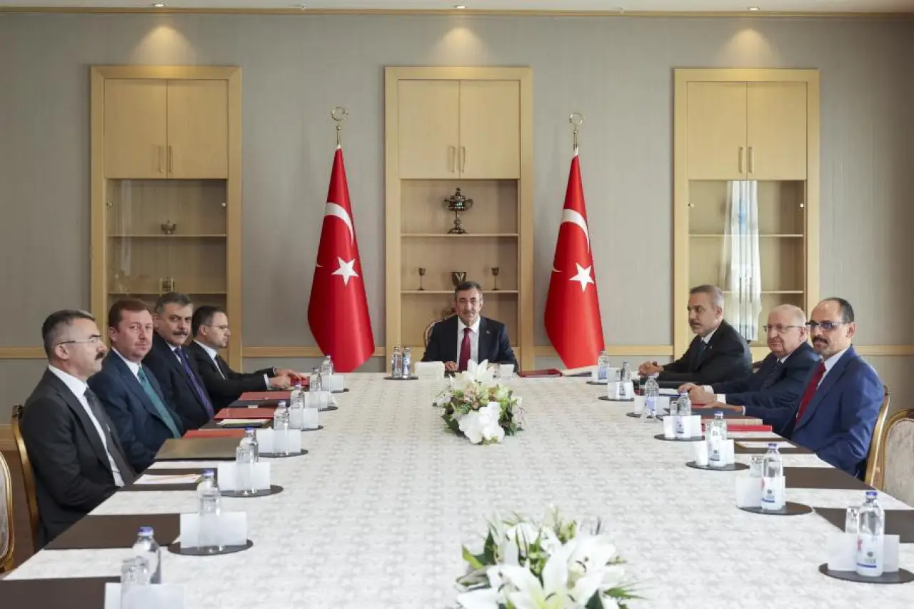 Çerçeve yasa kurulu ilk toplantısını yaptı: Dört alt komisyon kuruldu