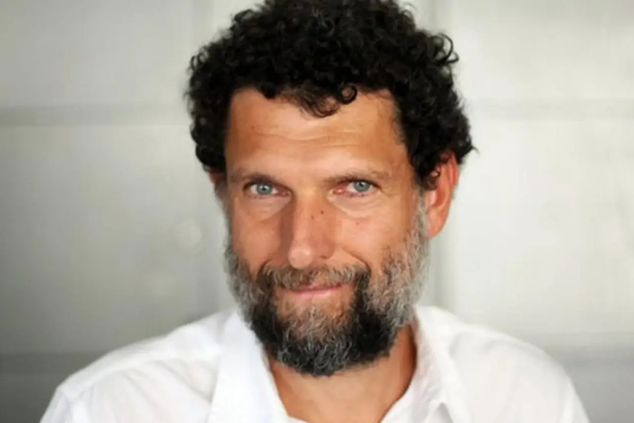 Anayasa hukukçuları AİHM'nin Osman Kavala kararını değerlendirdi: 'Bir utanç vesikası'