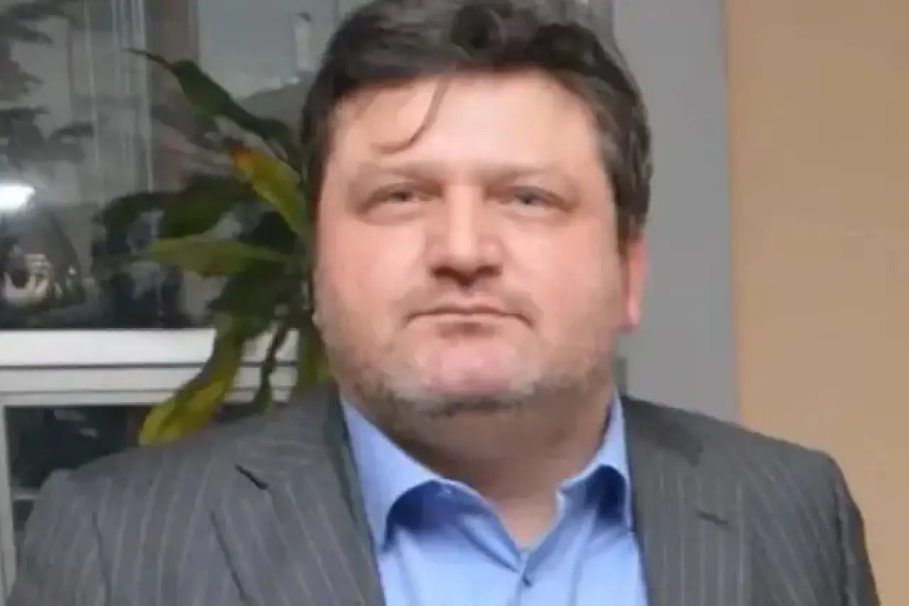 Eski Bakan Mehmet Ali Yılmaz’ın oğlu Soner Yılmaz'a evinde silahlı saldırı