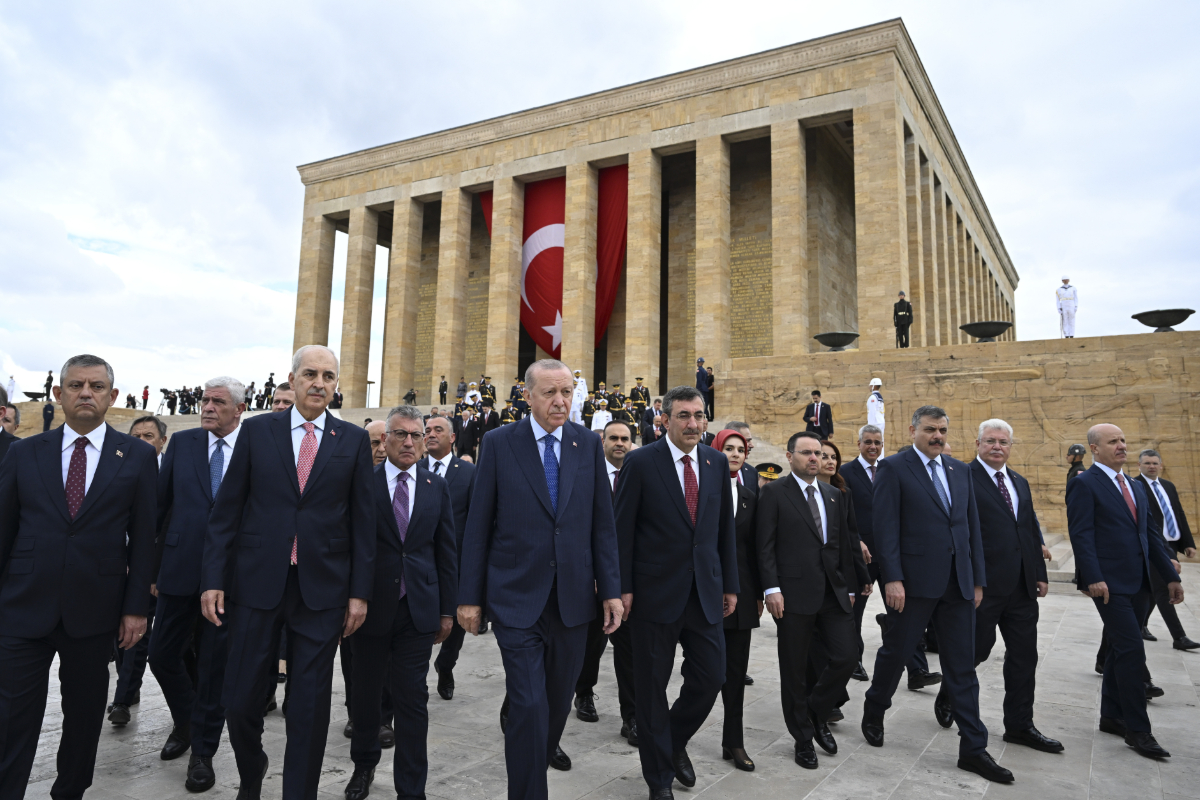 30 Ağustos Zafer Bayramı: Devlet erkanı Anıtkabir'i ziyaret etti