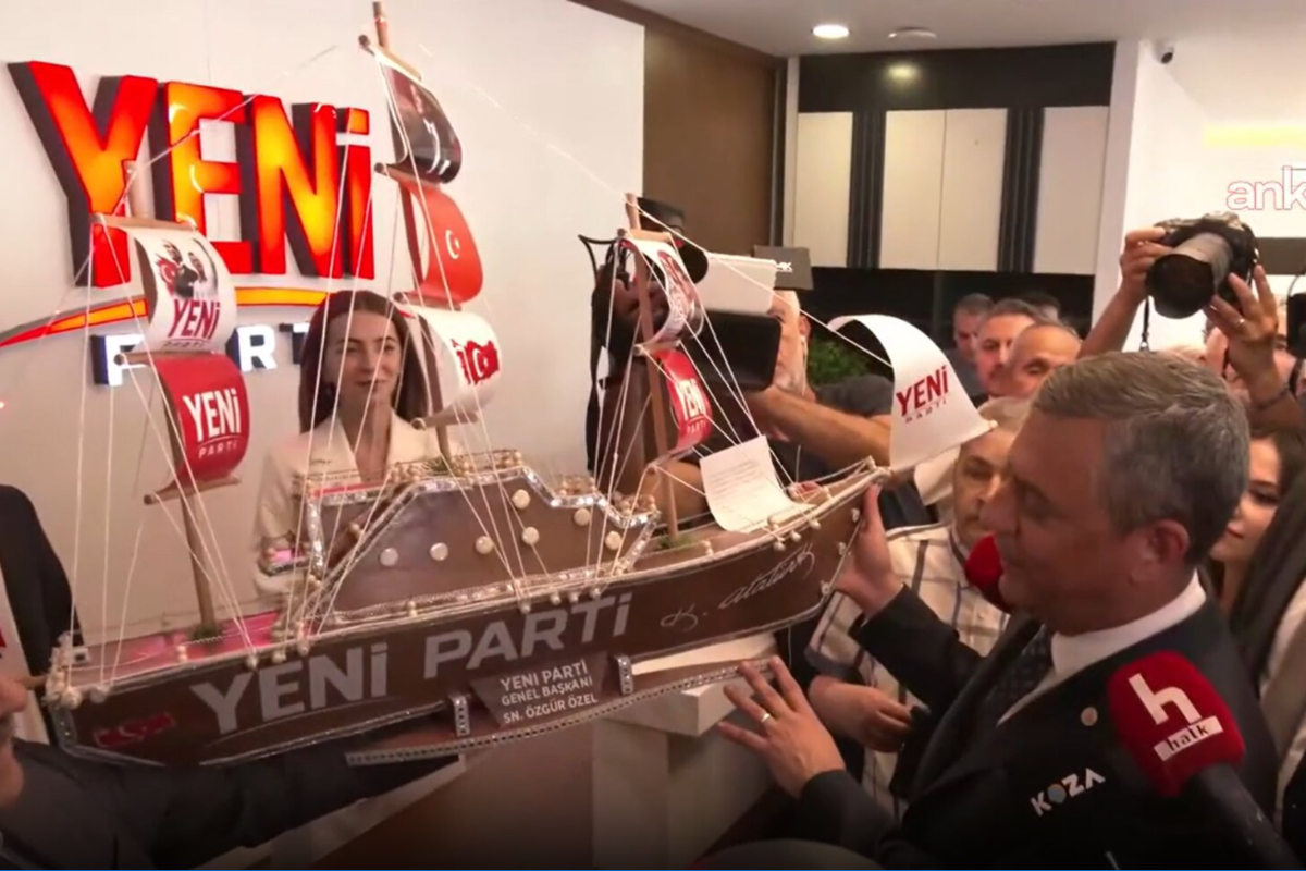 Yeni Parti, genel merkezini açtı: 'Seçim akşamı iktidarı müjdelemek için tekrar bir araya geleceğiz'