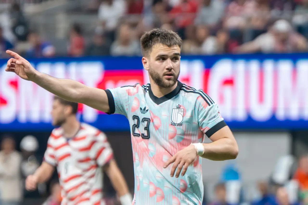 Rangers'ta Nicolas Raskin belirsizliği: McInnes'ten transfer açıklaması
