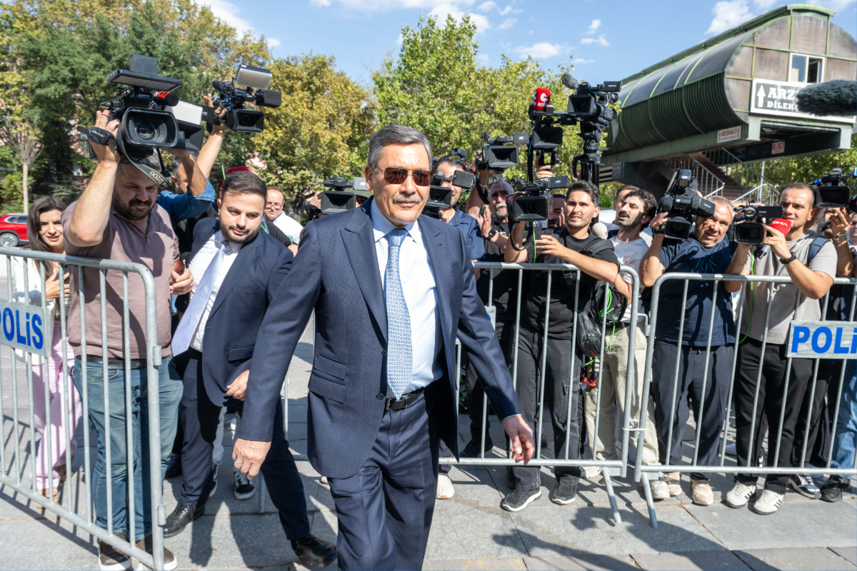 Melih Gökçek ifade vermek için adliyeye geldi