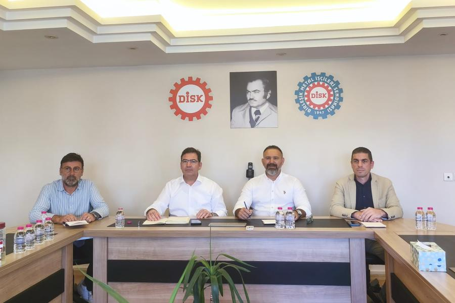 Girne'deki gemi faciası sonrası Kıbrıslı sendikalardan Birleşik Metal-İş'e ziyaret