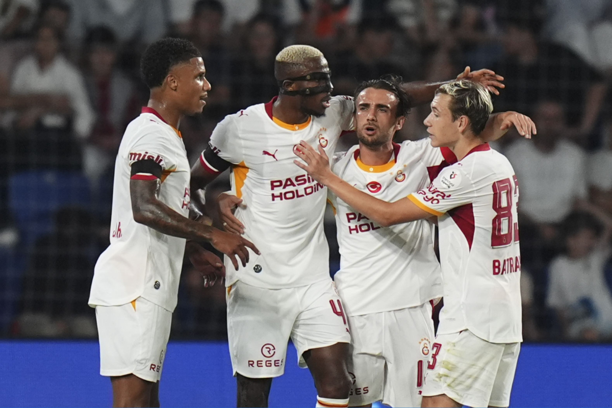 Galatasaray, Osimhen'i kaybettiği maçta Başakşehir'i 3-2 yendi