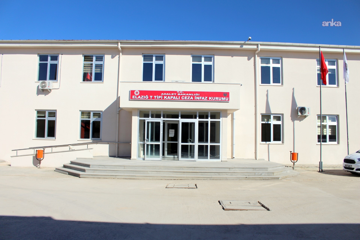 Elâzığ T Tipi Cezaevinde yangın: 19 mahkum hastaneye kaldırıldı