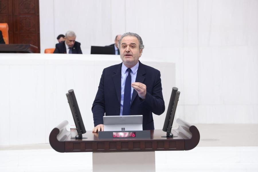 Aliağa’da Smart Solar işçileri kazandı | "EMEP’li İskender Bayhan: “İşçilerin kazanımı patronun suçlarını ortadan kaldırmaz”