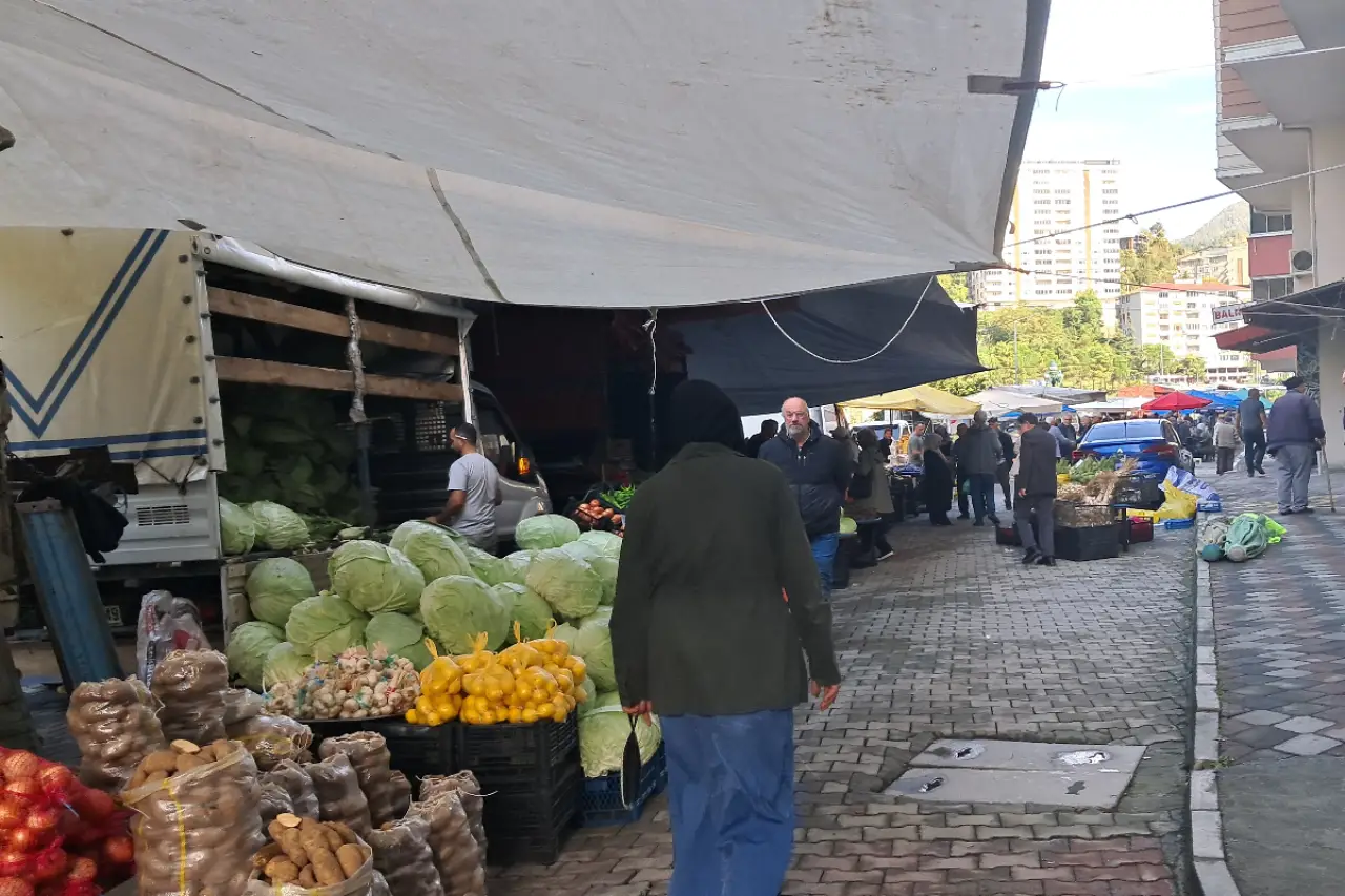 Artvinli emekliler geçinemiyor: "Emekli aylığı 10 gün yetiyor"