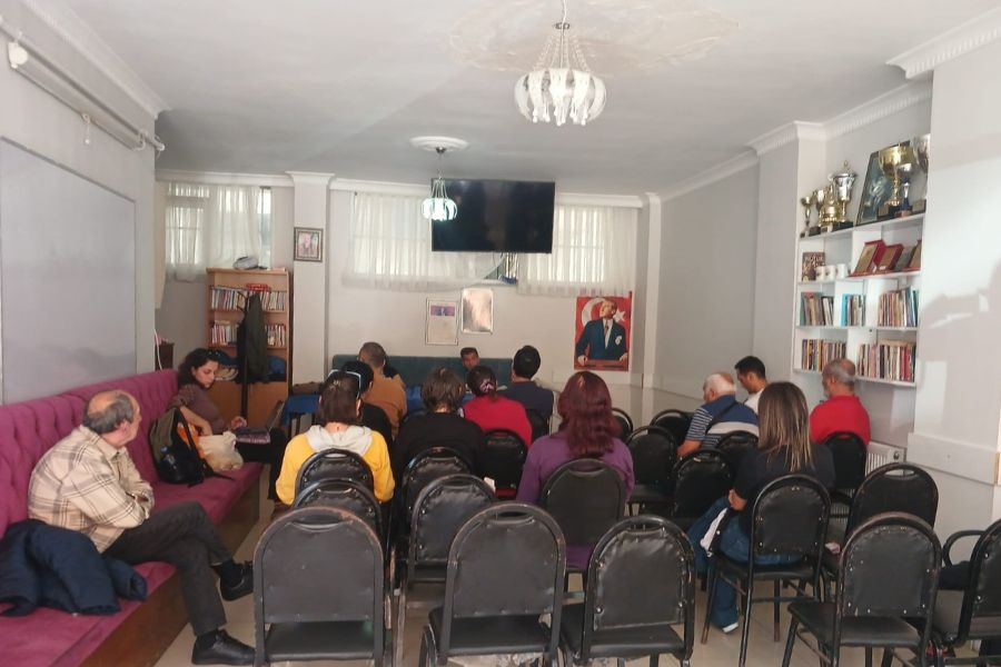 Okullarda şiddetin çözümü yasaklar değil, çocukların ihtiyaçlarını karşılamak