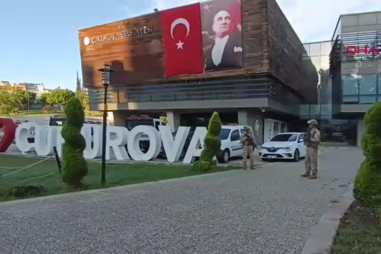 Adana'da Çukurova Belediyesine operasyon: Çok sayıda gözaltı kararı