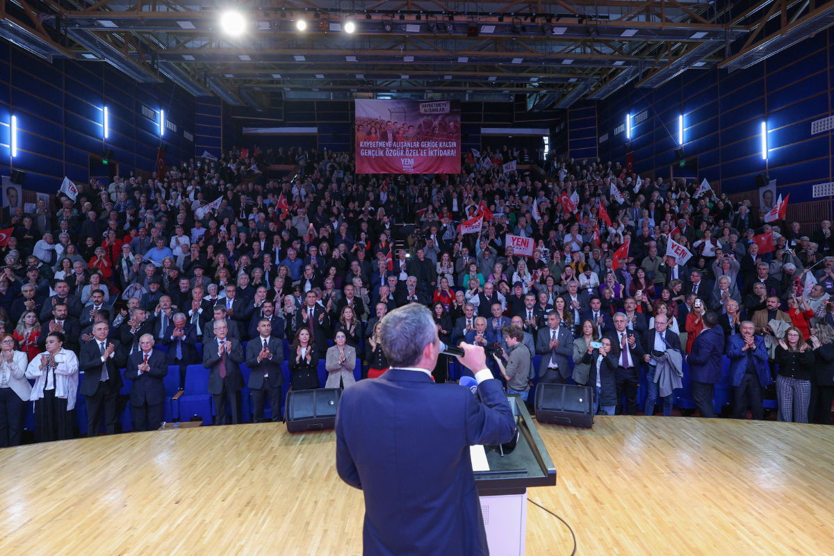 Yeni Partide kongre mesaisi: Sırada genel başkan ön seçimi var