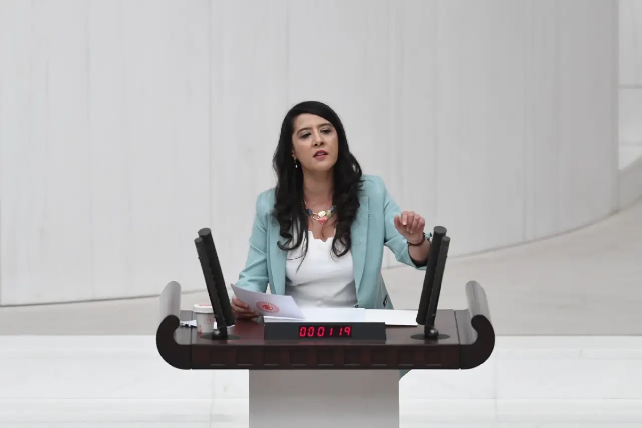Bornova'daki sendika engeli Meclis'te