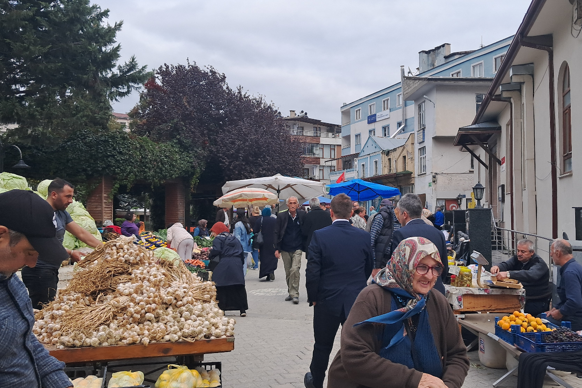 Artvin’de emekli pazarcı soğan alamadı