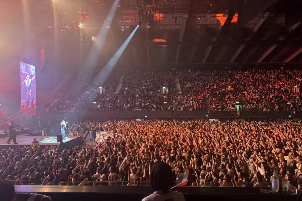 ABD'li rapçi Macklemore, Özgür Filistin Turnesi'nin son konserini Londra'da verdi
