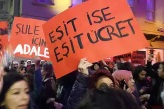 DİSK’ten 18 Eylül Uluslararası Eşit Ücret Günü açıklaması: Eşdeğer işe eşit ücret yasal güvenceye alınmalı