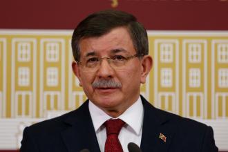 Ahmet Davutoğlu "Gelecek Partisi" ismi verilen yeni parti için başvuru yaptı