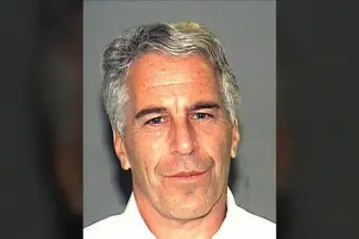Kuşkuları artıran belge: Jeffrey Epstein'in yazdığı iddia edilen 'intihar notu' kamuoyuyla paylaşıldı
