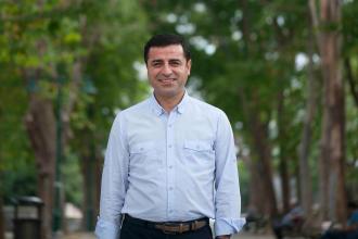 Demirtaş'tan Emek ve Özgürlük İttifakı mesajı: Bu gemi limana mutlaka varacak!